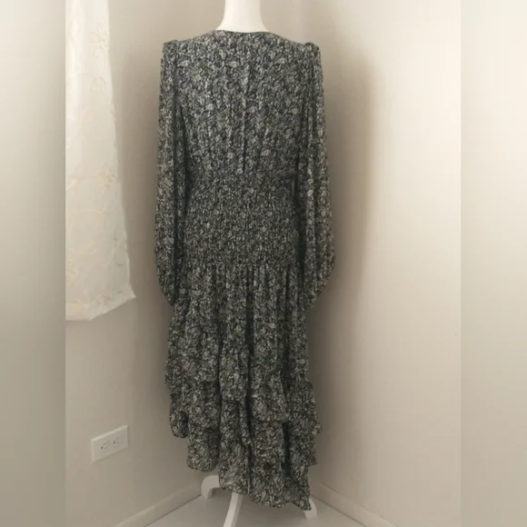 Astr floral ruffle puff sleeve asymmetrical midi dress M - Picture 7 of 11